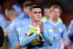 LOL赛事直播 转会期阿斯顿维拉备战英超；复出首秀细节曝光；话题不断；临场指挥获称赞